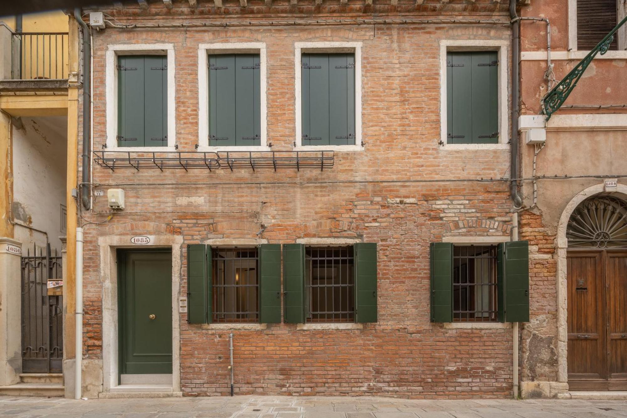 Appartement San Giacomo Dall'orio Garden R&r Venetië